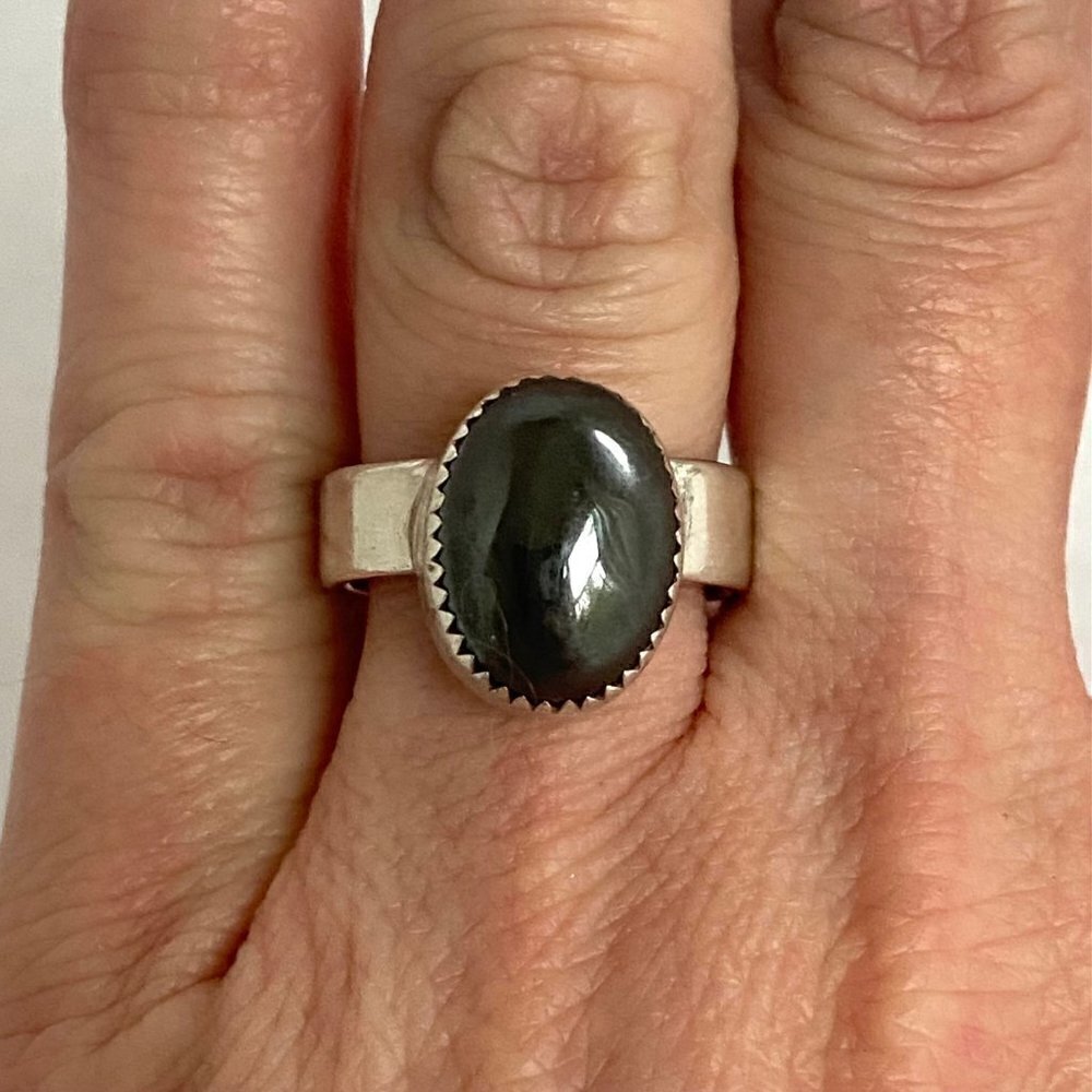 Sterling Silver 925 Oval Bezel Set Polished Hematite Cabochon Ring Size 6.5